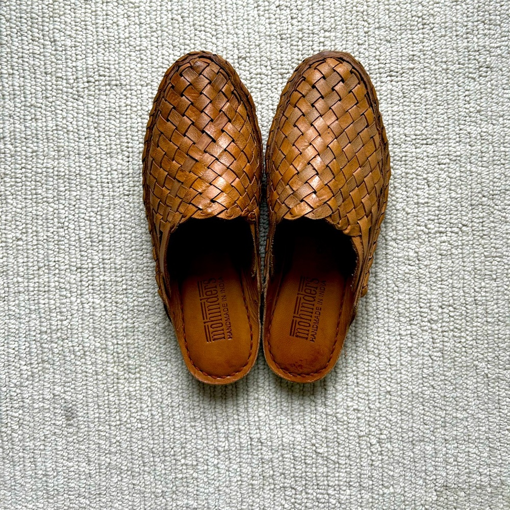 Mohinder Woven Slide Shoe - Size 5 - Brand New